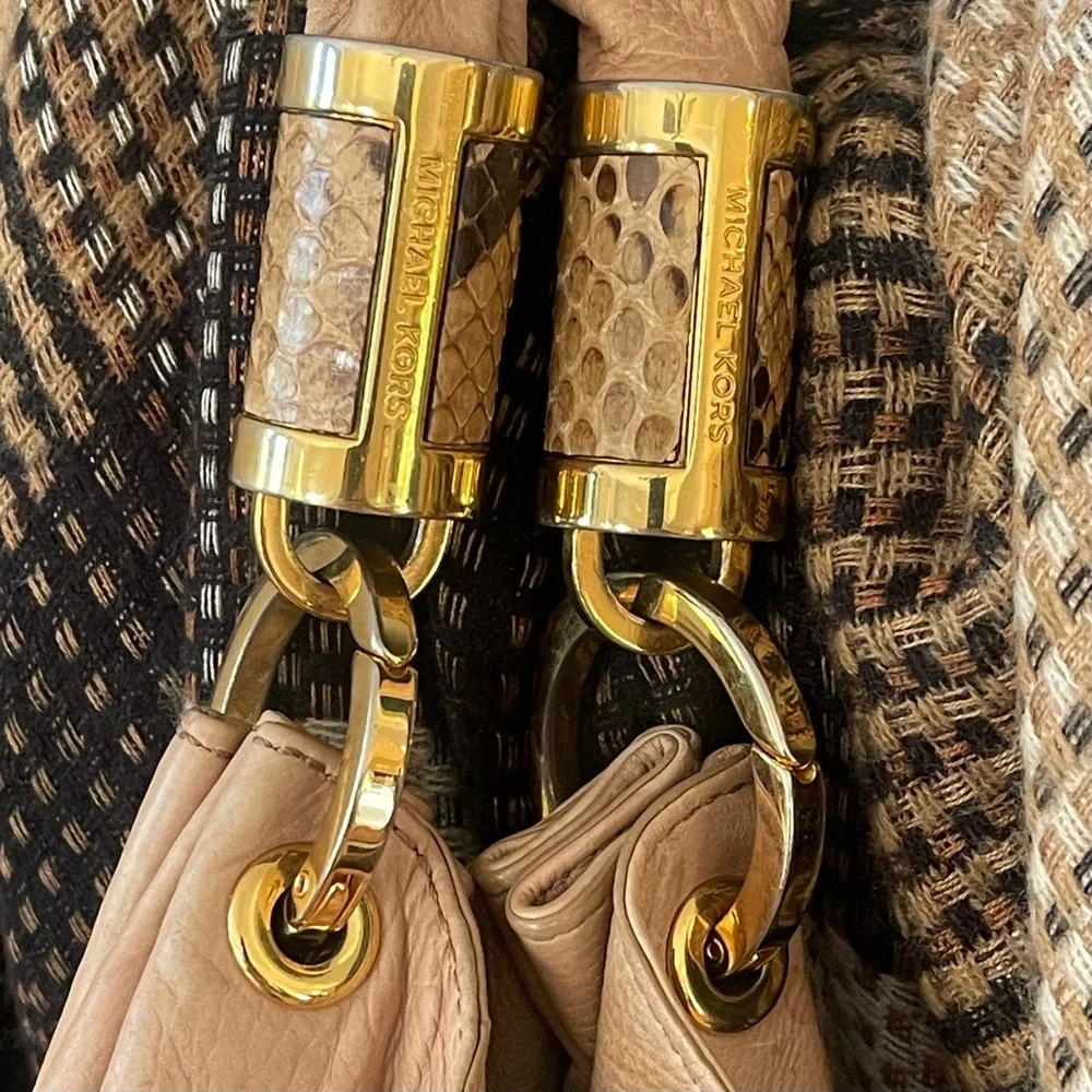 LUXURY LINE MICHAEL KORS Tonne Slouch Hobo Snakeskin Python Leather Shoulder Bag
